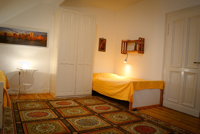 Schlafzimmer 2